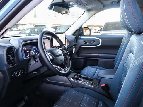 New 2025 Ford Bronco Sport Heritage w/ Convenience Package image 17