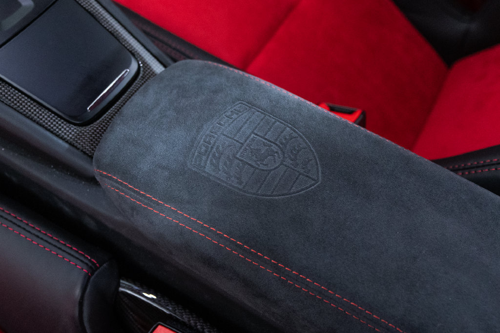 Certified 2018 Porsche 911 GT2 RS RWD image 54