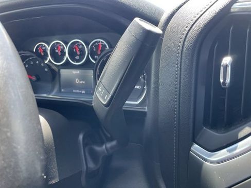 Used 2021 Chevrolet Silverado 1500 LT AWD/4WD image 15