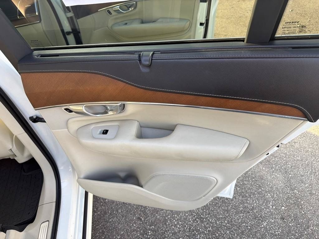 Used 2017 Volvo XC90 T6 Inscription w/ Vision Package AWD/4WD image 34