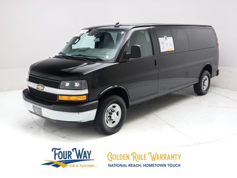 Used 2024 Chevrolet Express 3500 LT w/ LT Preferred Equipment Group RWD image 8