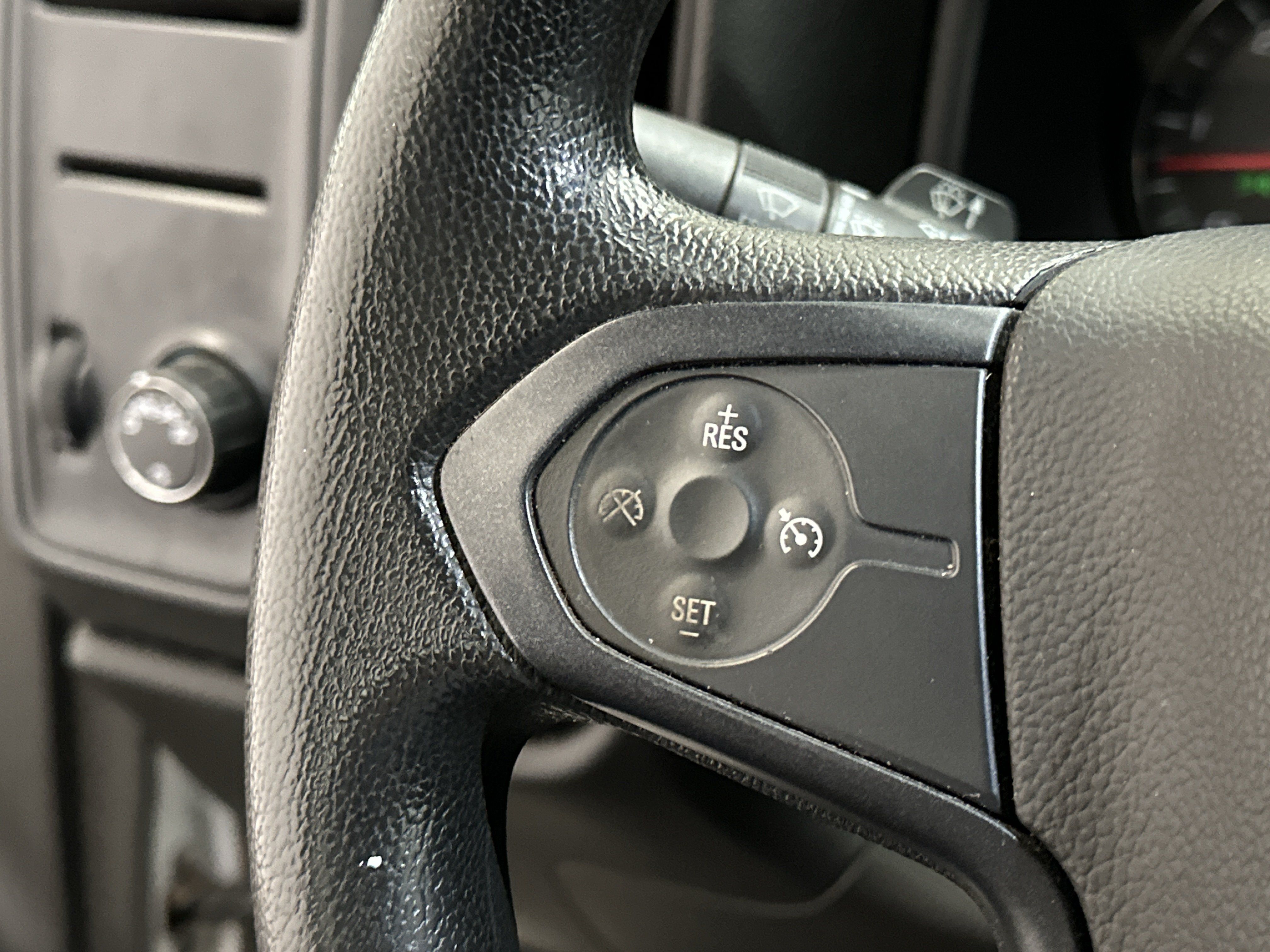 Used 2015 Chevrolet Silverado 1500 W/T RWD image 23