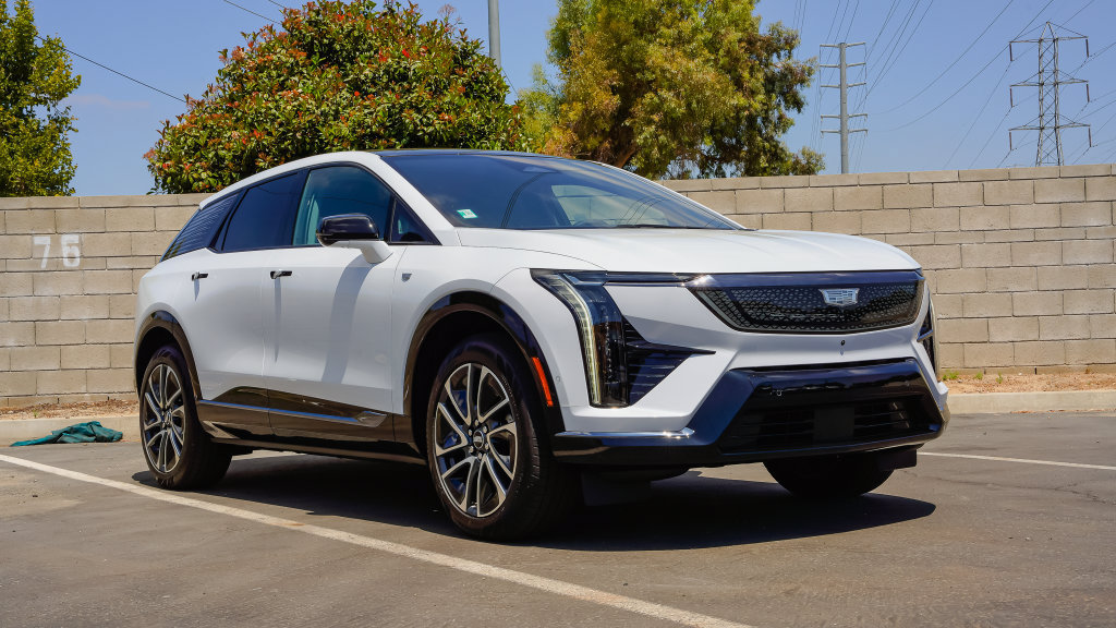 New 2027 Cadillac Optiq Sport RWD image 5