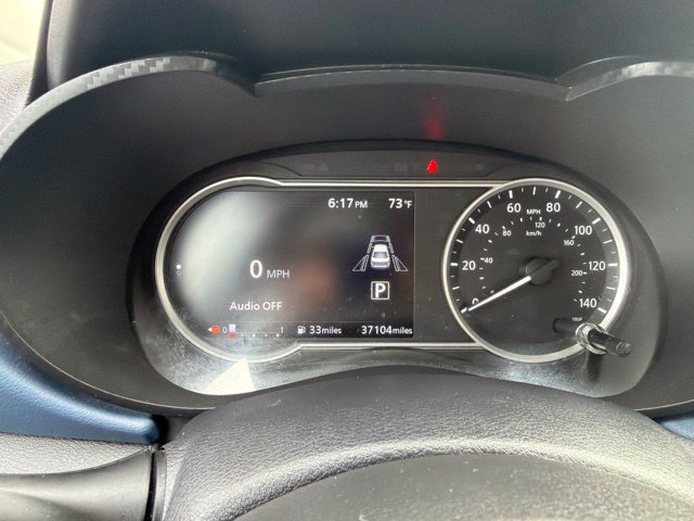 Used 2025 Nissan Versa SV FWD image 18