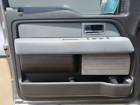 Used 2011 Ford F150 XLT w/ XLT Chrome Pkg RWD image 17