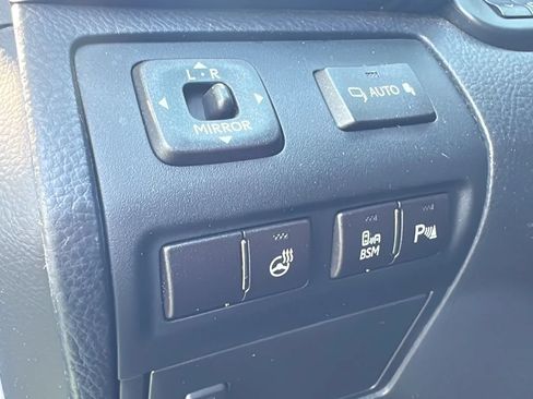 Used 2014 Lexus LS 460 AWD w/ Comfort Package image 34