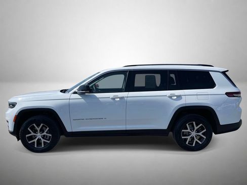 Used 2023 Jeep Grand Cherokee L Limited AWD/4WD image 6