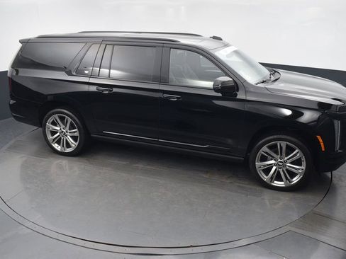 Certified 2026 Cadillac Escalade ESV Sport w/ Touring Package image 46