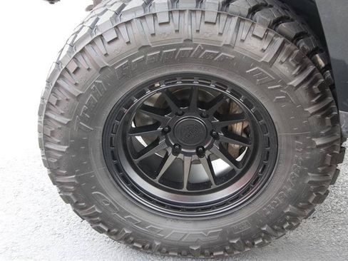 Used 2020 Toyota 4Runner TRD Off-Road AWD/4WD image 23