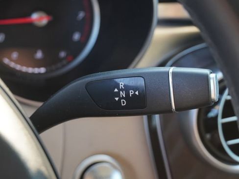 Used 2019 Mercedes-Benz GLC 300 image 31