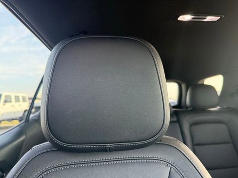 Used 2025 Chevrolet Equinox LT w/ Convenience Package II image 33