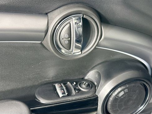 Used 2024 MINI Cooper SE image 22