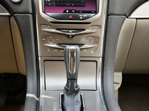 Used 2014 Lincoln MKX FWD image 27