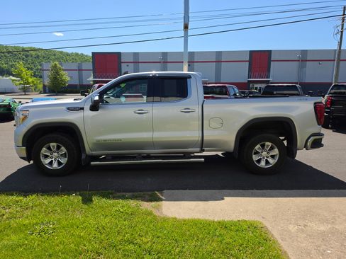 Used 2021 GMC Sierra 1500 SLE w/ Driver Alert Package I AWD/4WD image 7