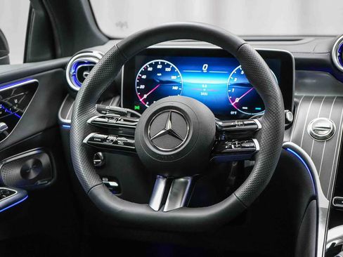 Certified 2026 Mercedes-Benz GLC 300 4MATIC image 18