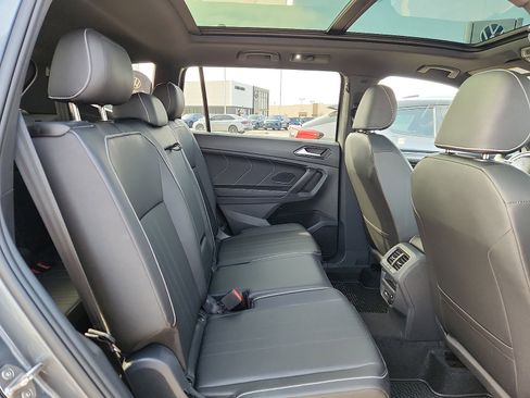 Certified 2024 Volkswagen Tiguan SE R-Line image 14