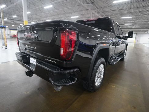 Used 2023 GMC Sierra 3500 Denali AWD/4WD image 13