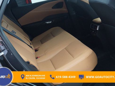 Used 2023 Lexus RX 350h image 13