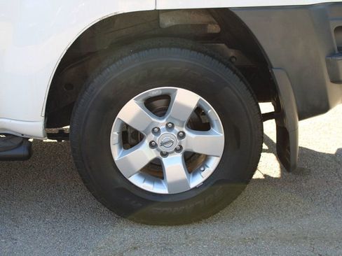 Used 2009 Nissan Xterra S AWD/4WD image 31