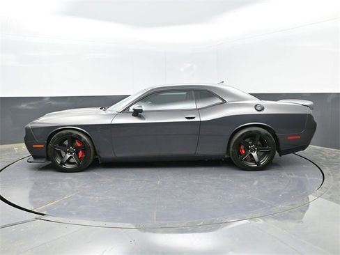 Used 2019 Dodge Challenger SRT Hellcat Redeye image 2