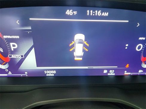 Used 2025 Nissan Rogue SL w/ Tech Package image 24