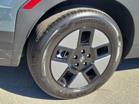 New 2026 Hyundai Santa Fe SEL FWD image 25