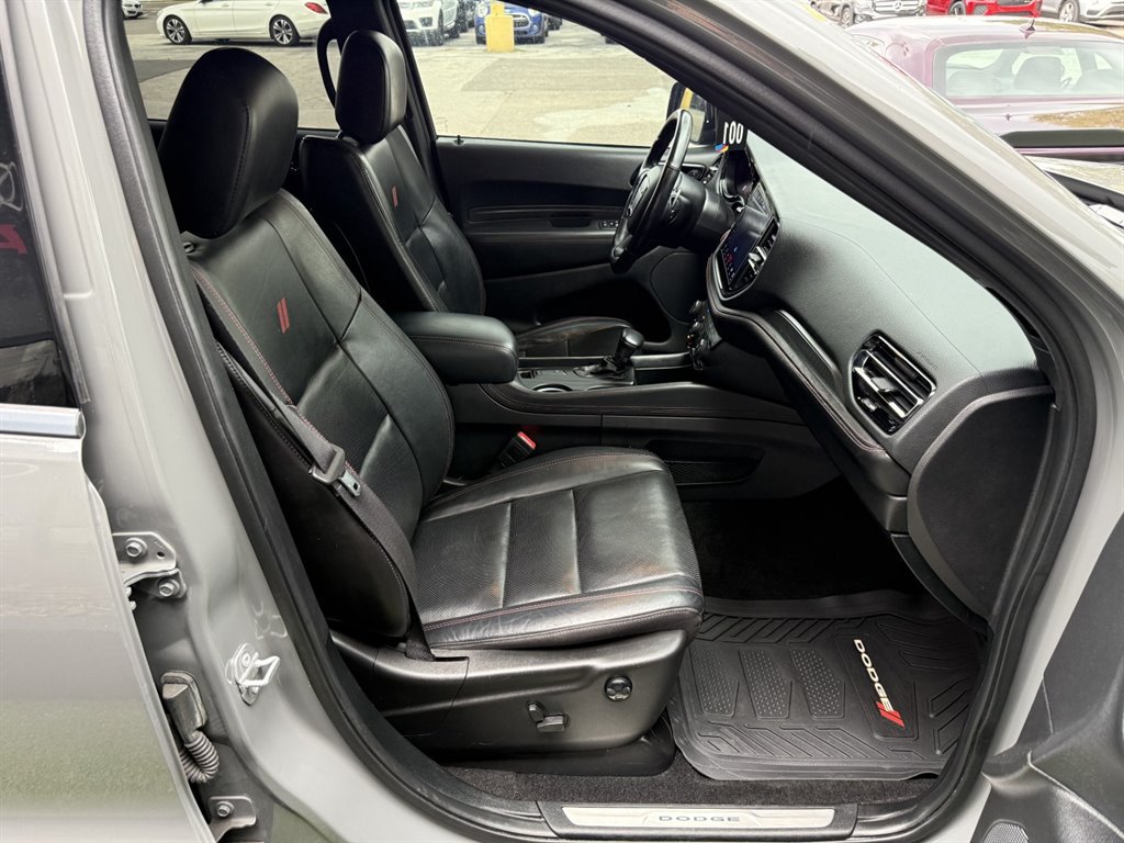 Used 2022 Dodge Durango R/T w/ Blacktop Package AWD/4WD image 18