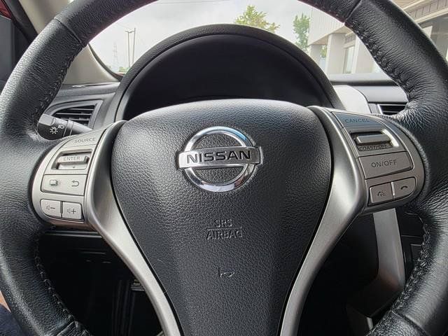 Used 2014 Nissan Altima 2.5 SV FWD image 16