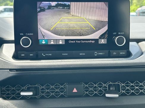 Used 2023 Honda Accord EX image 30