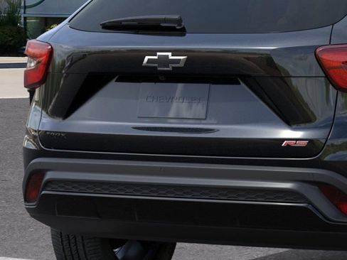 New 2026 Chevrolet Trax RS w/ Driver Confidence Package FWD image 14