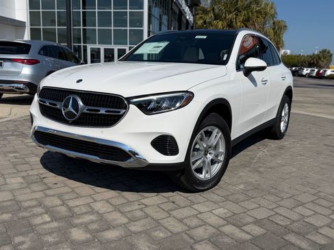 New 2026 Mercedes-Benz GLC 300 image 1