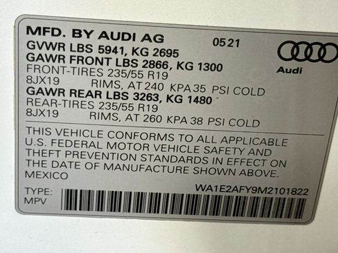 Used 2021 Audi Q5 e Premium Plus w/ Premium Plus Package image 31