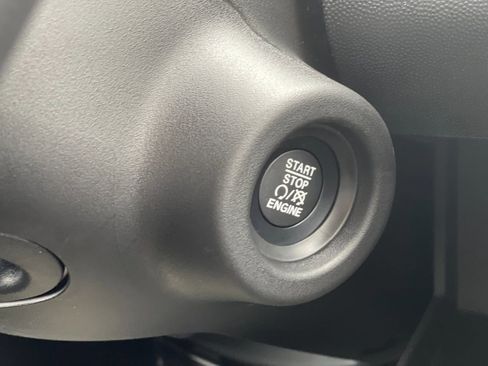 New 2026 RAM ProMaster 2500 w/ Quick Order Package 22G SLT image 24