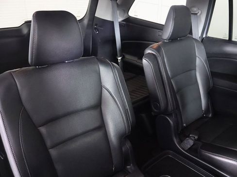 Used 2018 Honda Pilot Elite image 37