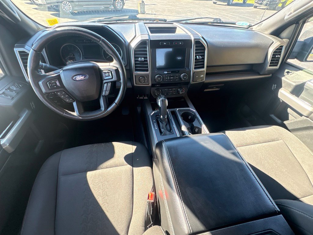 Used 2018 Ford F150 XLT w/ Equipment Group 302A Luxury AWD/4WD image 18