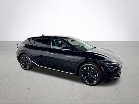 New 2025 Kia EV6 Wind image 4