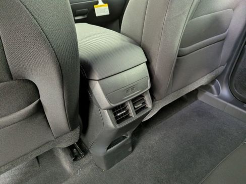 New 2026 Chevrolet Equinox LT image 34