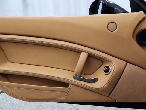 Used 2012 Ferrari California RWD image 19