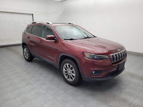Used 2019 Jeep Cherokee Latitude Plus w/ Comfort/Convenience Group AWD/4WD image 11