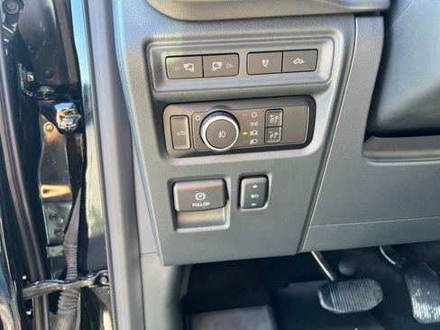 Used 2024 Ford F150 Raptor AWD/4WD image 12