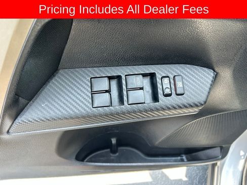 Used 2015 Toyota RAV4 XLE FWD image 4