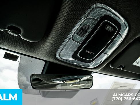 Used 2025 Hyundai Elantra SE image 61