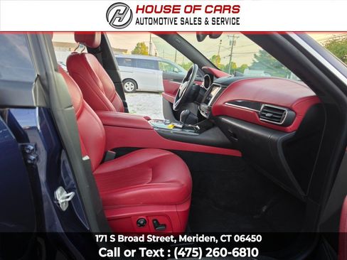 Used 2017 Maserati Levante AWD/4WD image 45