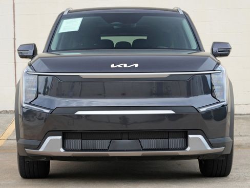 Used 2024 Kia EV9 Wind AWD/4WD image 6