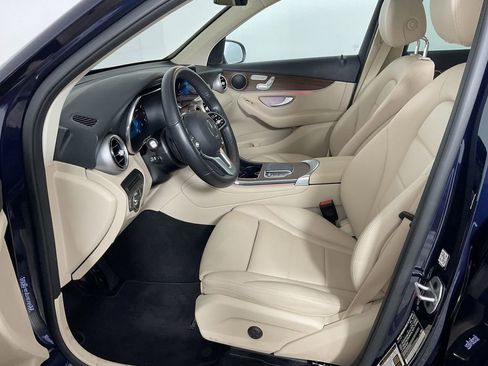 Used 2022 Mercedes-Benz GLC 300 4MATIC image 18