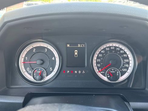 Used 2017 RAM 2500 Tradesman w/ Chrome Appearance Group AWD/4WD image 35