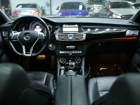 Used 2012 Mercedes-Benz CLS 63 AMG image 34