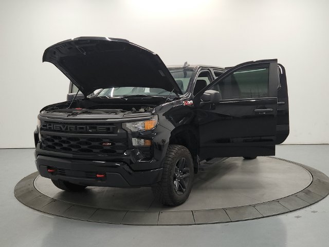 Used 2024 Chevrolet Silverado 1500 Custom Trail Boss AWD/4WD image 11