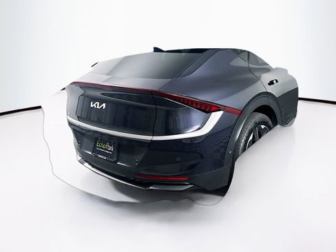 Used 2025 Kia EV6 Light w/ Light LR Technology Package RWD image 9