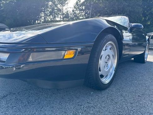 Used 1992 Chevrolet Corvette Convertible image 14